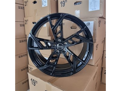 FELGA FC3111 18X8.0 35 5X112 57.1 SILVER